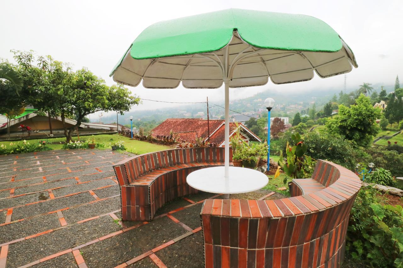 Villa Madani Paragajen Luaran gambar