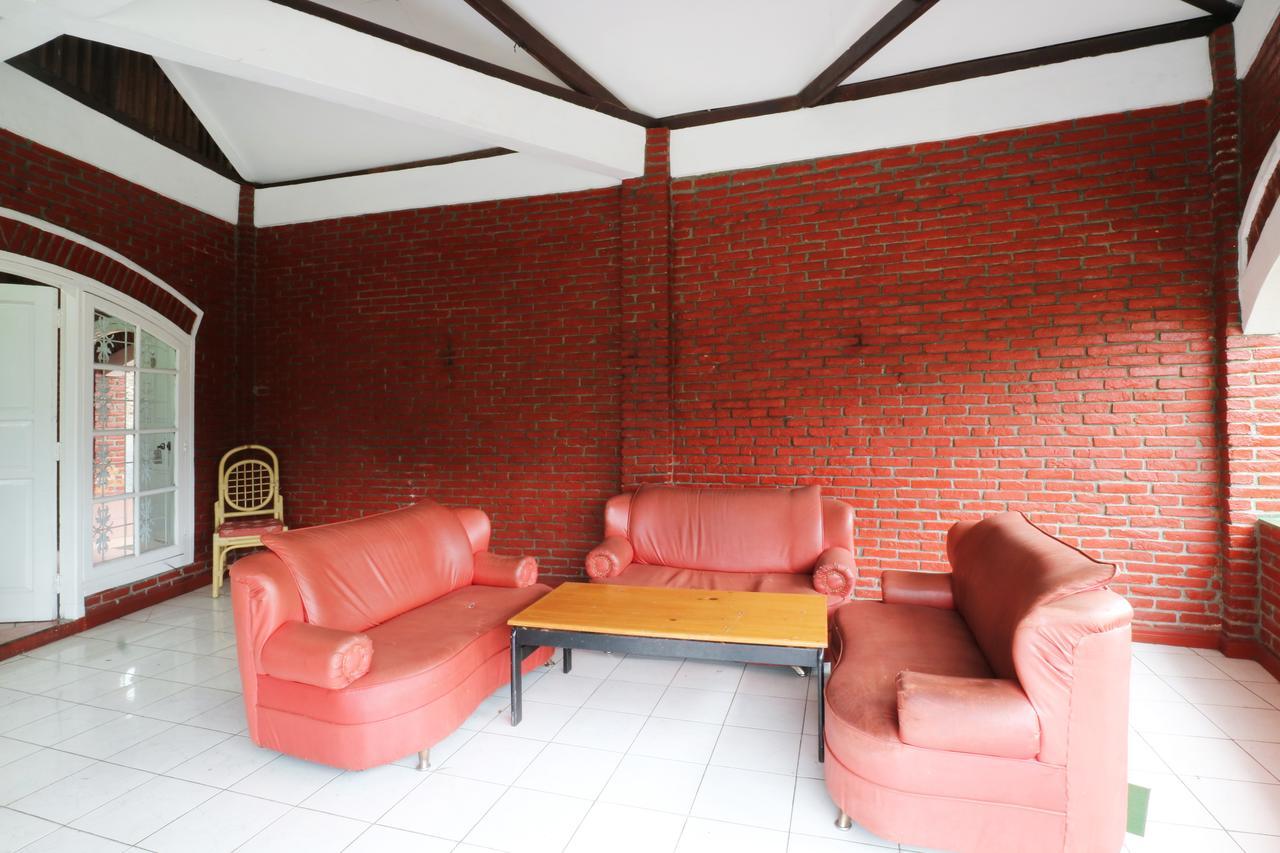 Villa Madani Paragajen Luaran gambar