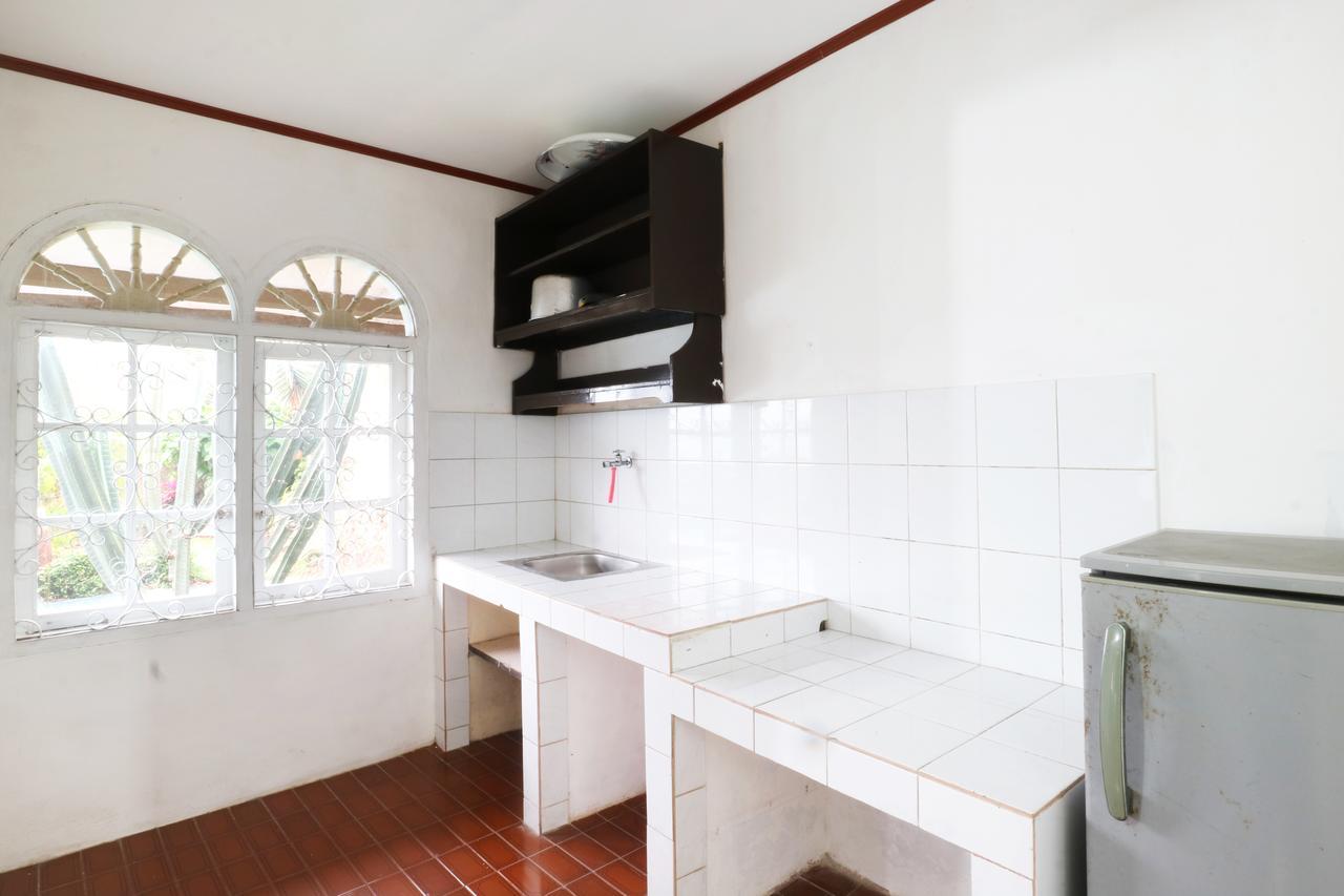 Villa Madani Paragajen Luaran gambar