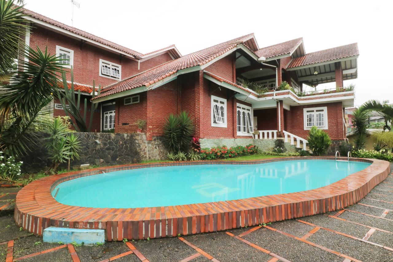 Villa Madani Paragajen Luaran gambar